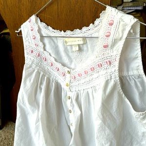 A lovely Eileen West nightgown